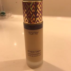 Shape tape foundation